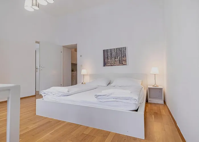 דירה Comfortable Two Bedroom For Long וינה