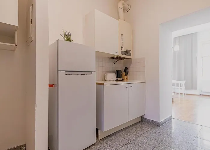 דירה Comfortable Two Bedroom For Long *