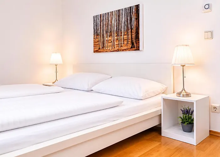 דירה Comfortable Two Bedroom For Long וינה