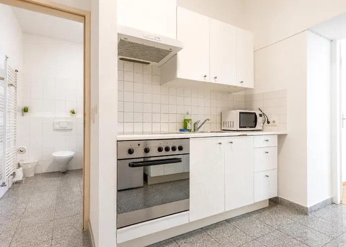 Comfortable Two Bedroom For Long * וינה