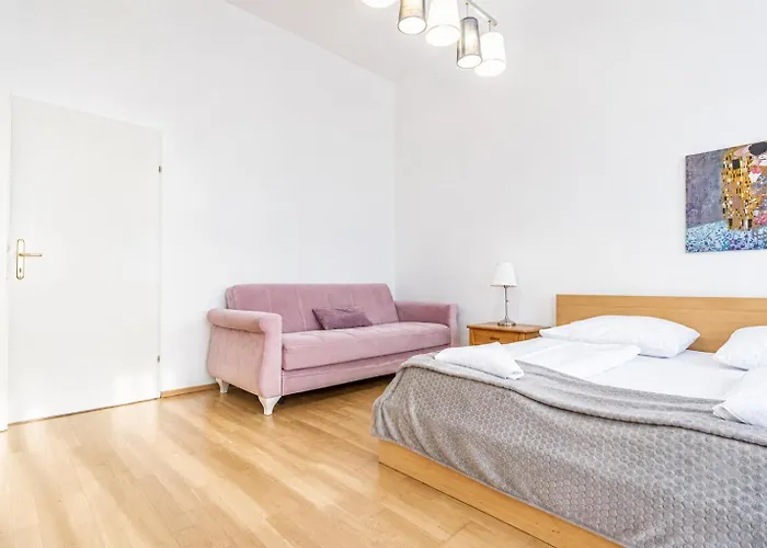 דירה Comfortable Two Bedroom For Long וינה