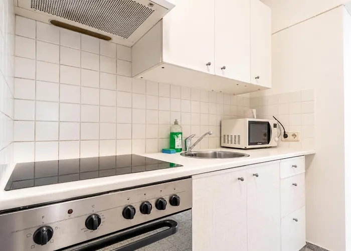 דירה Comfortable Two Bedroom For Long