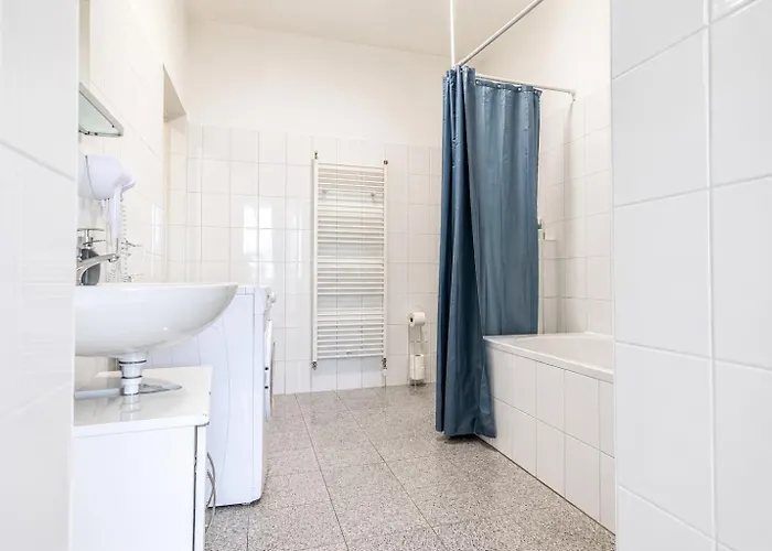 דירה Comfortable Two Bedroom For Long